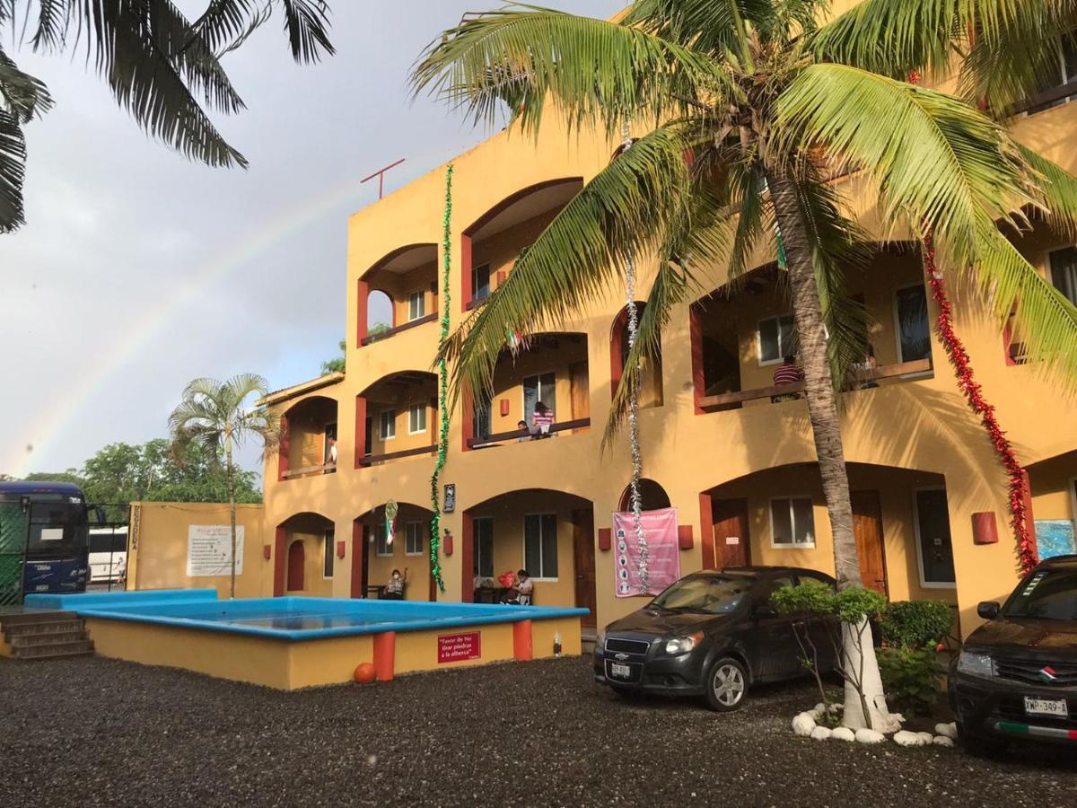 Hotel Cuamatzi Zihuatanejo Exterior photo