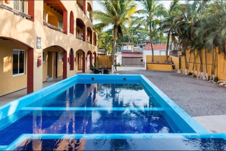 Hotel Cuamatzi Zihuatanejo Exterior photo